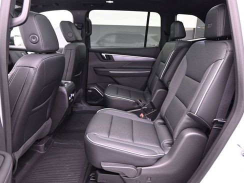 New 2026 Buick Enclave Sport Touring w/ Power Package image 17