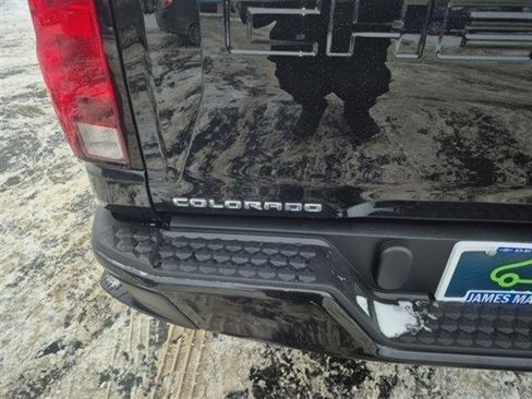 Used 2023 Chevrolet Colorado LT image 31