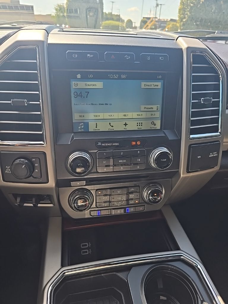 Used 2017 Ford F250 King Ranch w/ King Ranch Ultimate Package AWD/4WD image 11