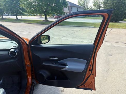 Used 2023 Nissan Kicks SR w/ SR Premium Package FWD image 27