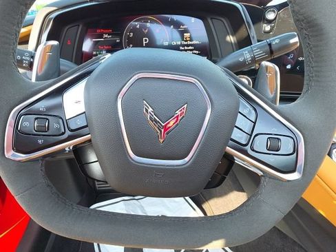 Used 2024 Chevrolet Corvette Stingray Preferred Conv w/ Battery Protection Package RWD image 8