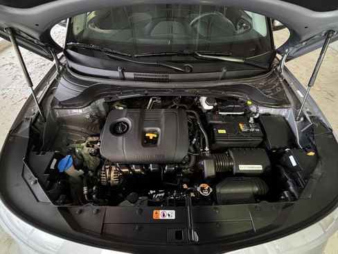 Used 2025 Kia Soul LX w/ LX Technology Package image 30