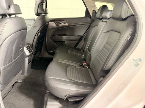 Used 2024 Kia Sportage SX image 14