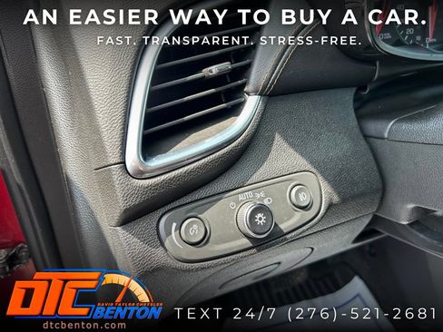 Used 2018 Chevrolet Trax Premier AWD/4WD image 15