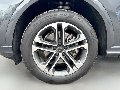 Used 2025 Audi Q5 Premium Plus w/ Premium Plus AWD/4WD image 43