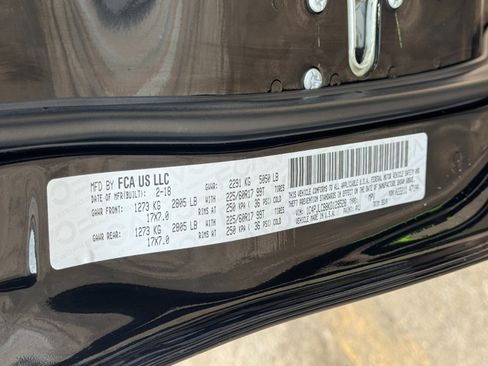 Used 2019 Jeep Cherokee Latitude w/ Popular Appearance Group FWD image 39