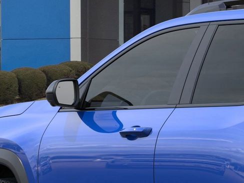 New 2025 Chevrolet Equinox RS w/ Safety and Technology Package image 12