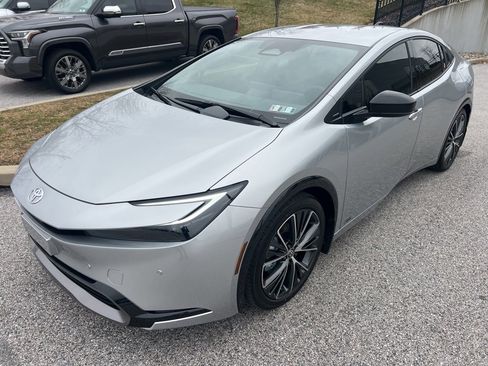 New 2026 Toyota Prius XLE image 8