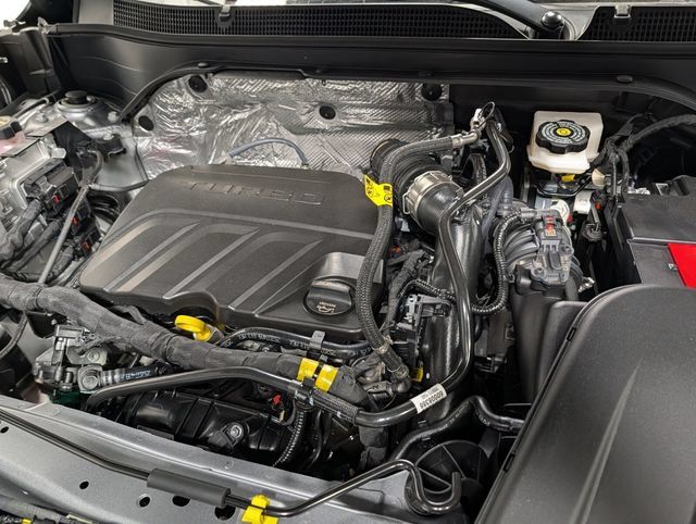 New 2026 Chevrolet Trax RS w/ Sunroof Package FWD image 24