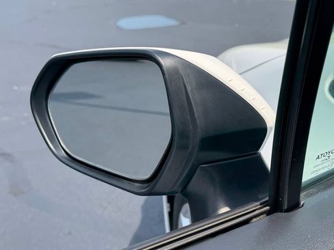 Used 2025 Toyota Corolla LE FWD image 23