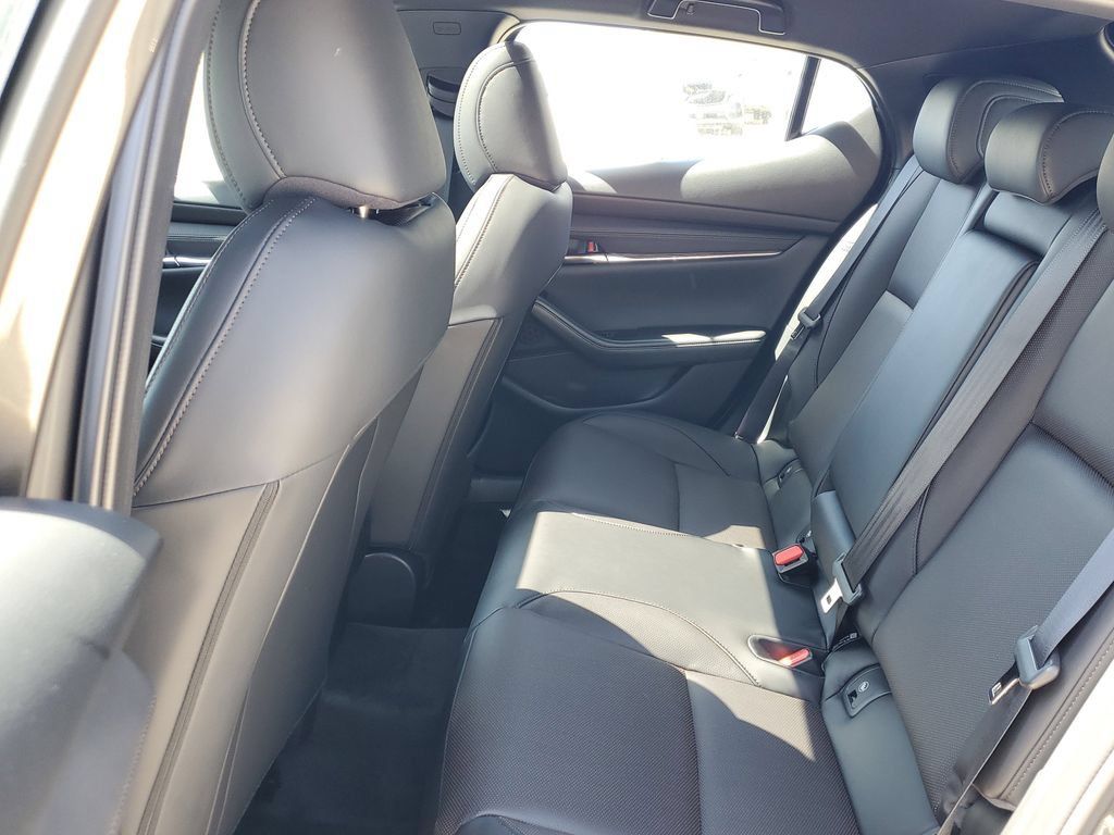 New 2026 MAZDA MAZDA3 2.5 S Hatchback w/ Premium Pkg FWD image 13