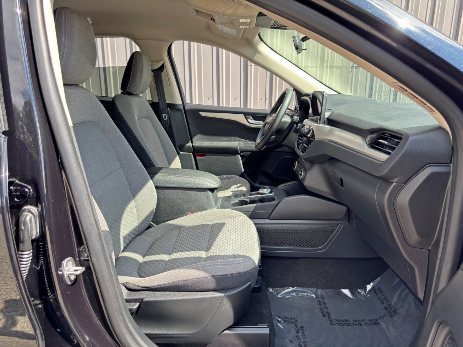 Used 2020 Ford Escape SE FWD image 14