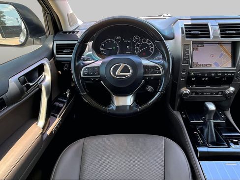 Used 2020 Lexus GX 460 Premium w/ Premium Package AWD/4WD image 6