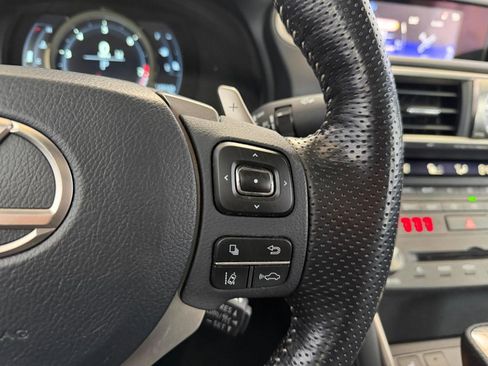Used 2019 Lexus IS 300 F Sport w/ F Sport Package image 32