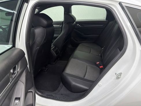 Used 2022 Honda Accord Sport image 19