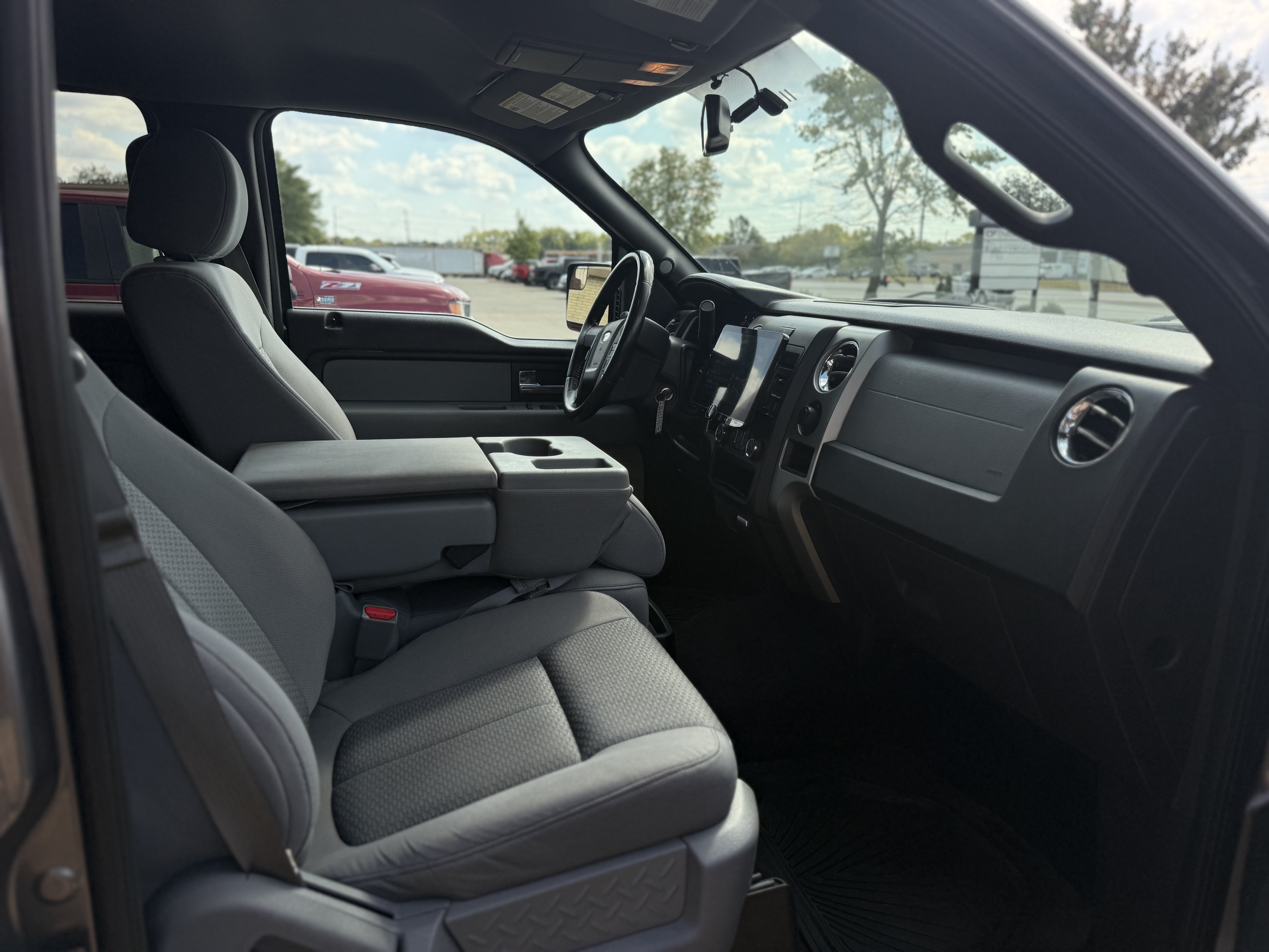 Used 2013 Ford F150 XLT w/ XLT Chrome Pkg AWD/4WD image 15