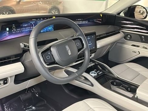 New 2026 Lincoln Nautilus Reserve image 18