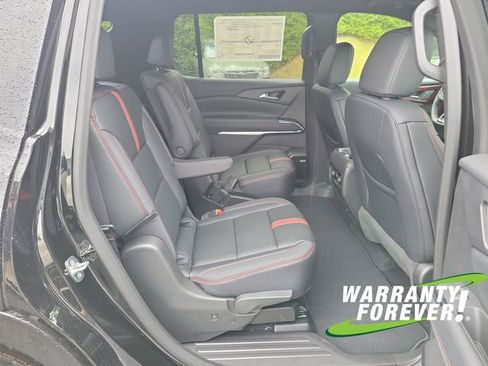 New 2026 Chevrolet Traverse RS image 16