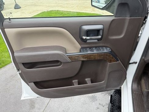 Used 2017 Chevrolet Silverado 1500 LT w/ Texas Edition image 8