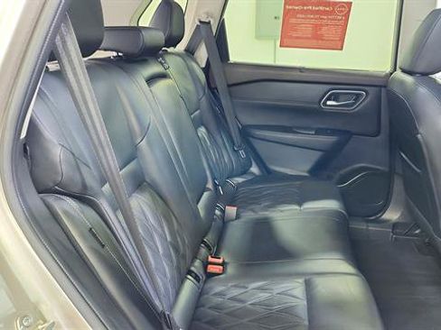 Certified 2023 Nissan Rogue Platinum FWD image 28