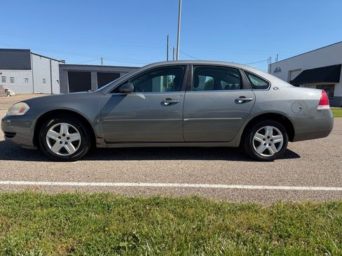 Used 2007 Chevrolet Impala LS FWD image 3