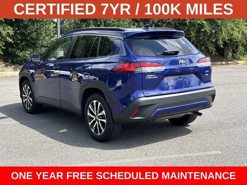 Used 2024 Toyota Corolla Cross XLE w/ Convenience Package AWD/4WD image 4