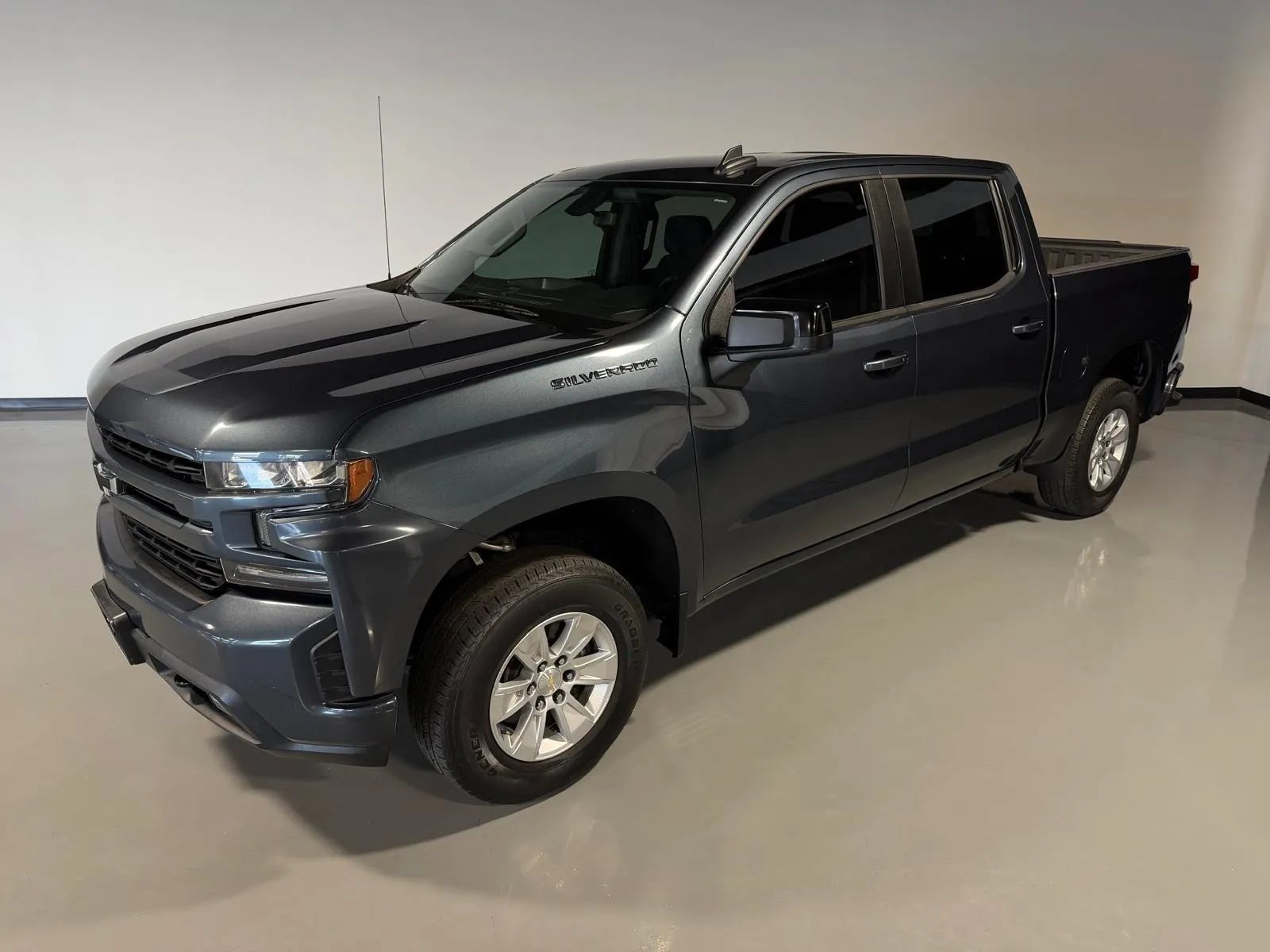 Used 2019 Chevrolet Silverado 1500 RST w/ All-Star Edition RWD image 4
