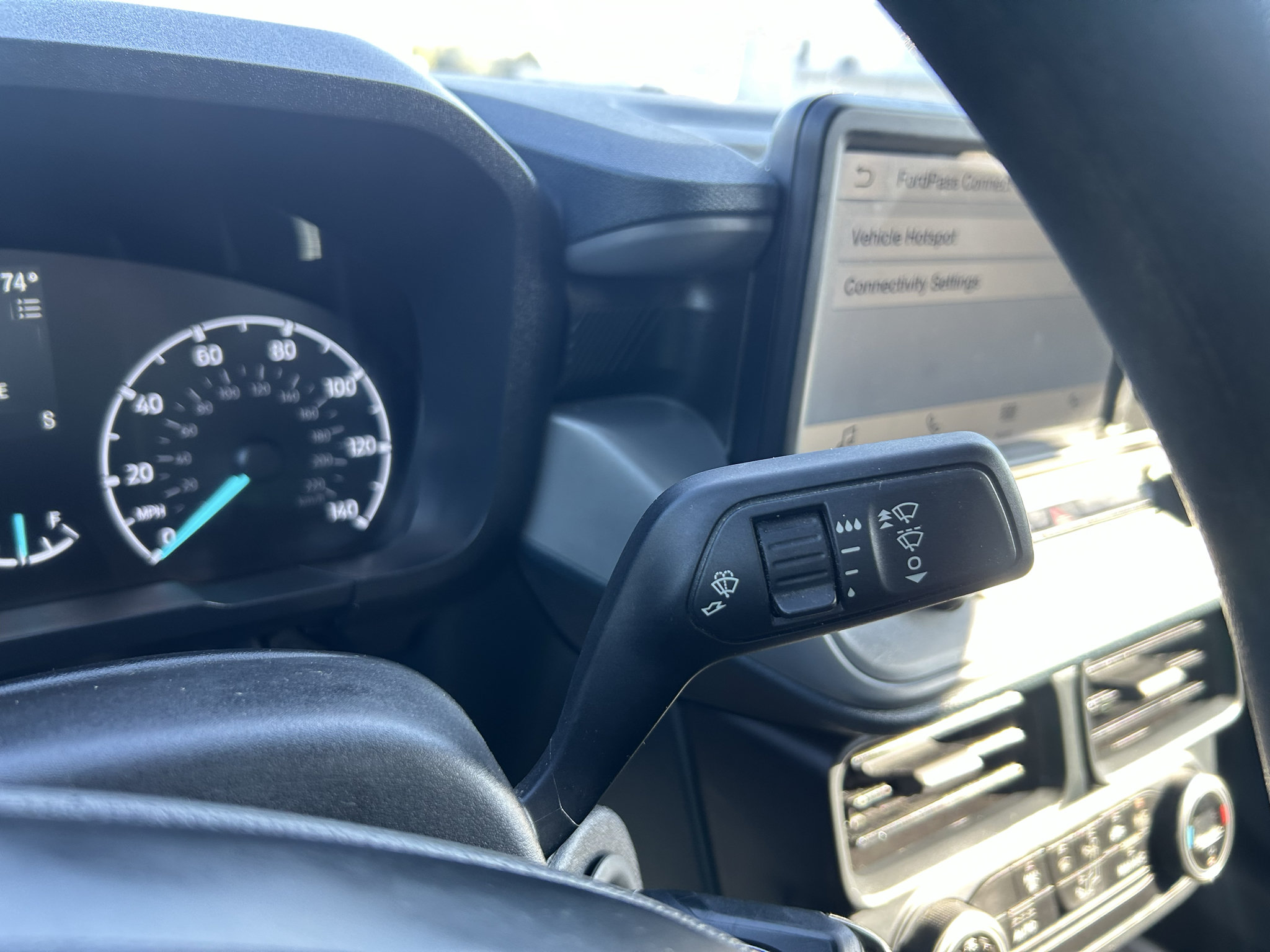 Used 2022 Ford Maverick XL FWD image 23