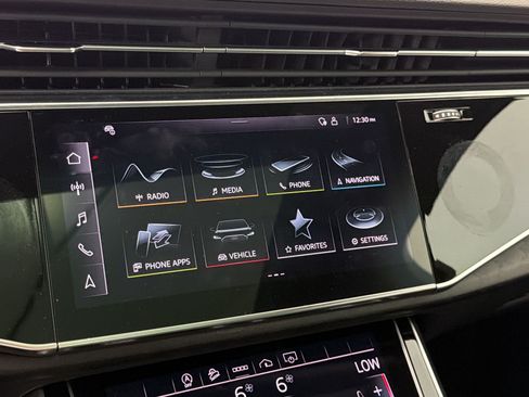 Used 2023 Audi Q7 3.0T Premium Plus w/ Premium Plus Package AWD/4WD image 20