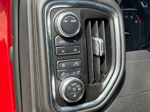Used 2021 GMC Sierra 1500 AT4 w/ AT4 Preferred Package AWD/4WD image 29