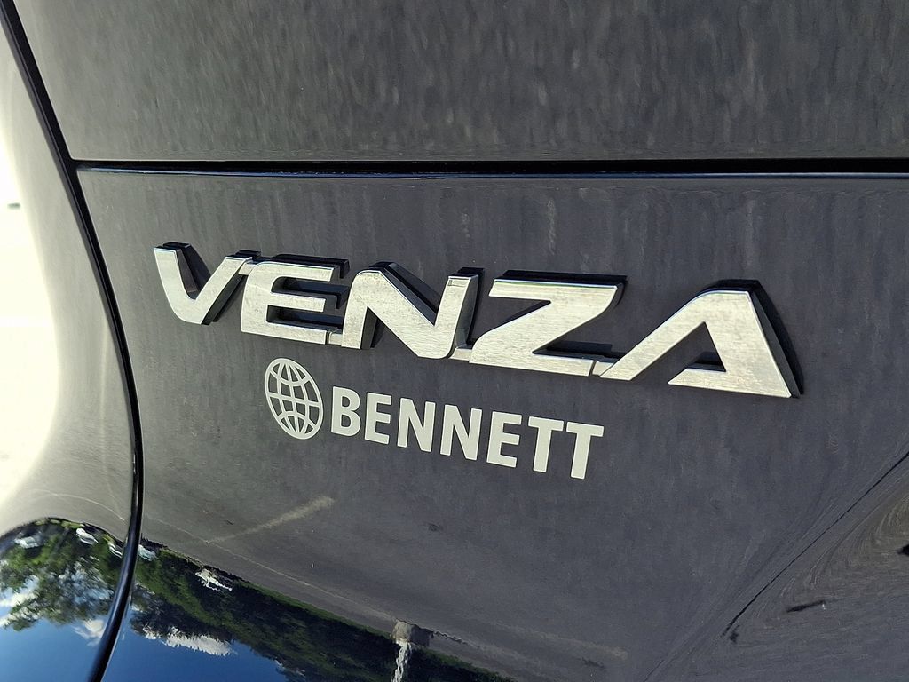 Certified 2023 Toyota Venza Limited AWD/4WD image 30