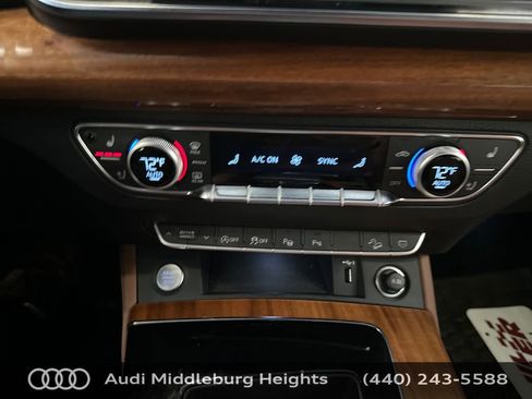 Used 2023 Audi Q5 2.0T Prestige w/ Prestige Package image 22