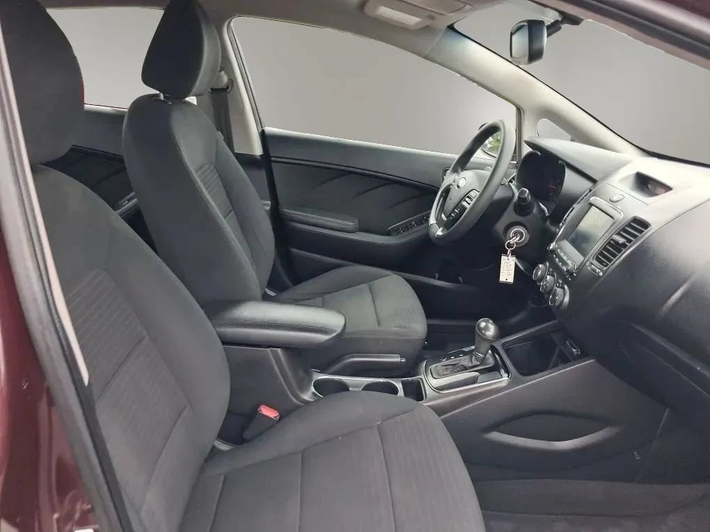 Used 2018 Kia Forte LX w/ LX Popular Package FWD image 34