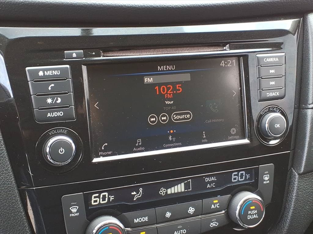 Used 2018 Nissan Rogue SV FWD image 28