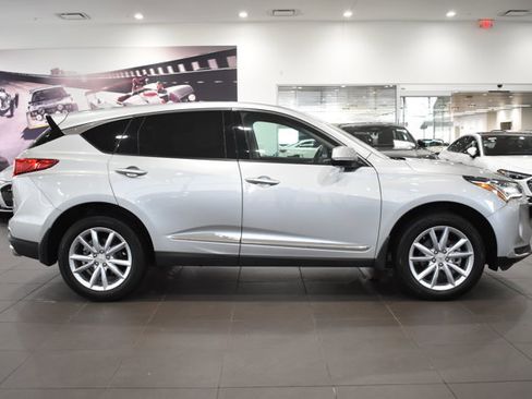 Used 2024 Acura RDX SH-AWD image 12