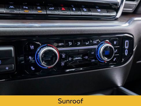 Used 2024 GMC Sierra 1500 SLT w/ SLT Premium Plus Package image 25