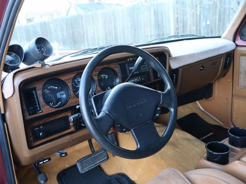 Used 1993 Dodge D/W Truck 350 image 15