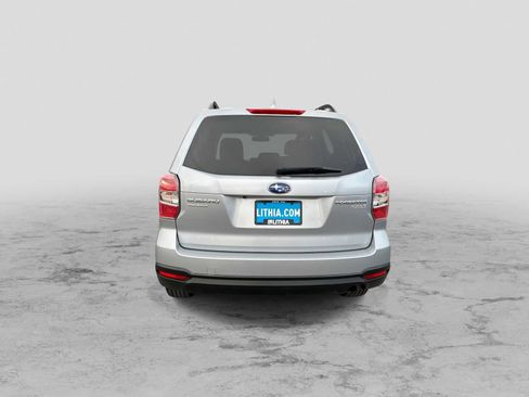 Used 2016 Subaru Forester 2.5i Premium w/ All-Weather Package image 7