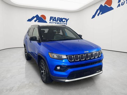 Used 2024 Jeep Compass Limited AWD/4WD image 4
