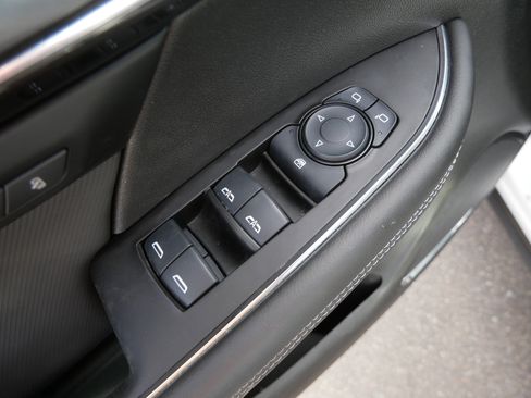 Used 2024 Buick Envision Preferred image 21