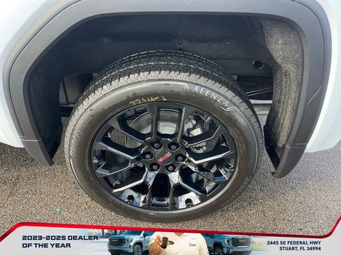 New 2026 GMC Sierra 1500 Denali image 9