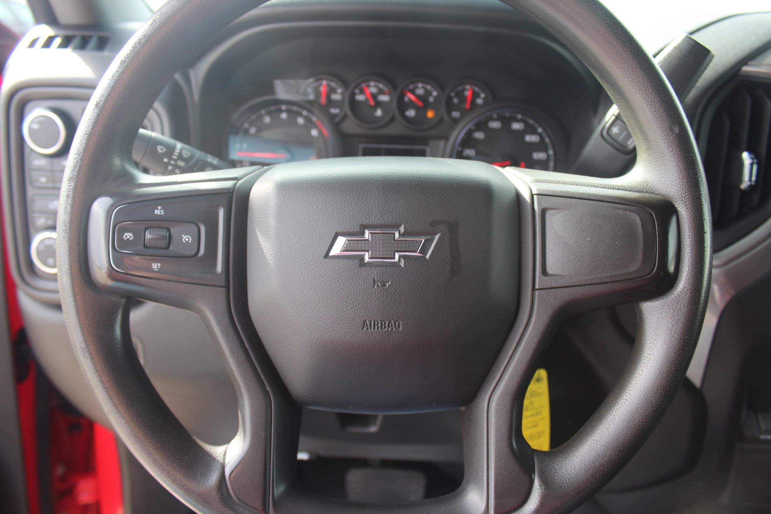 Used 2019 Chevrolet Silverado 1500 Custom Trail Boss w/ Custom Convenience Package AWD/4WD image 8