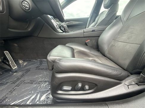 Used 2019 Cadillac CTS V w/ Luxury Package image 12