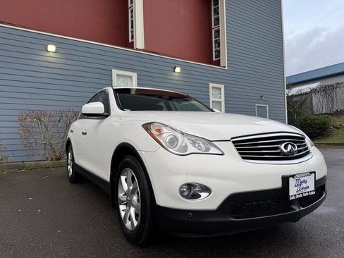 Used 2010 INFINITI EX35 Journey image 8