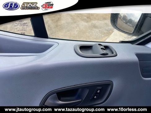 Used 2018 Ford Transit 150 XL RWD image 10