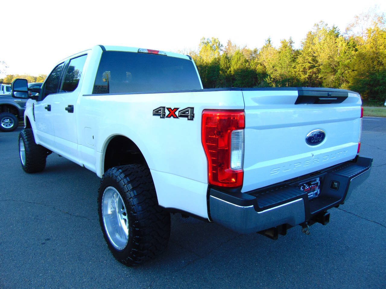 Used 2017 Ford F250 XLT AWD/4WD image 31
