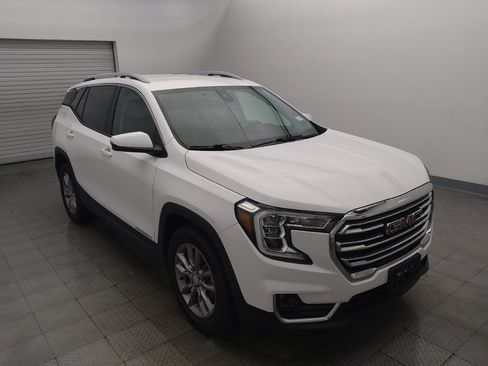 Used 2022 GMC Terrain SLT w/ Infotainment Package II FWD image 13