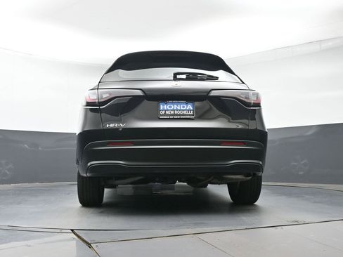 Certified 2025 Honda HR-V LX image 27