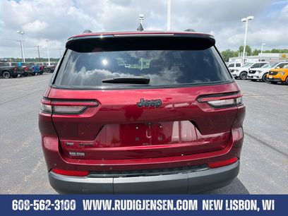 Used 2023 Jeep Grand Cherokee L Laredo