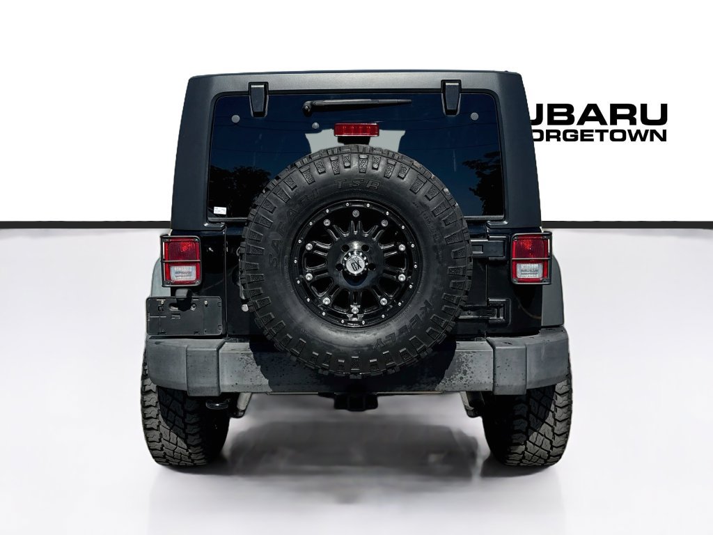 Used 2014 Jeep Wrangler Unlimited Rubicon w/ Connectivity Group AWD/4WD image 6